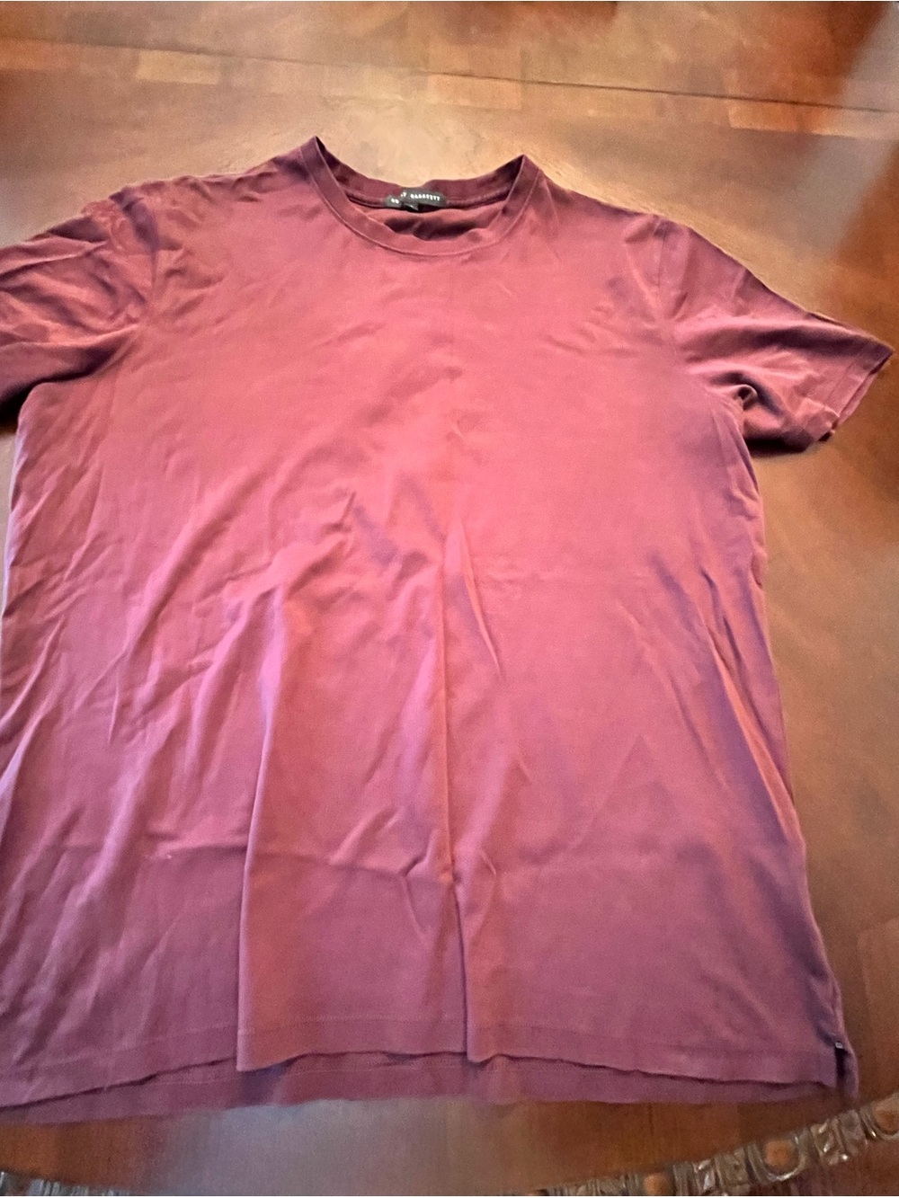 Robert Barakett Men's Short-Sleeve Crewneck Tee-Burgundy Wine color stretch fit